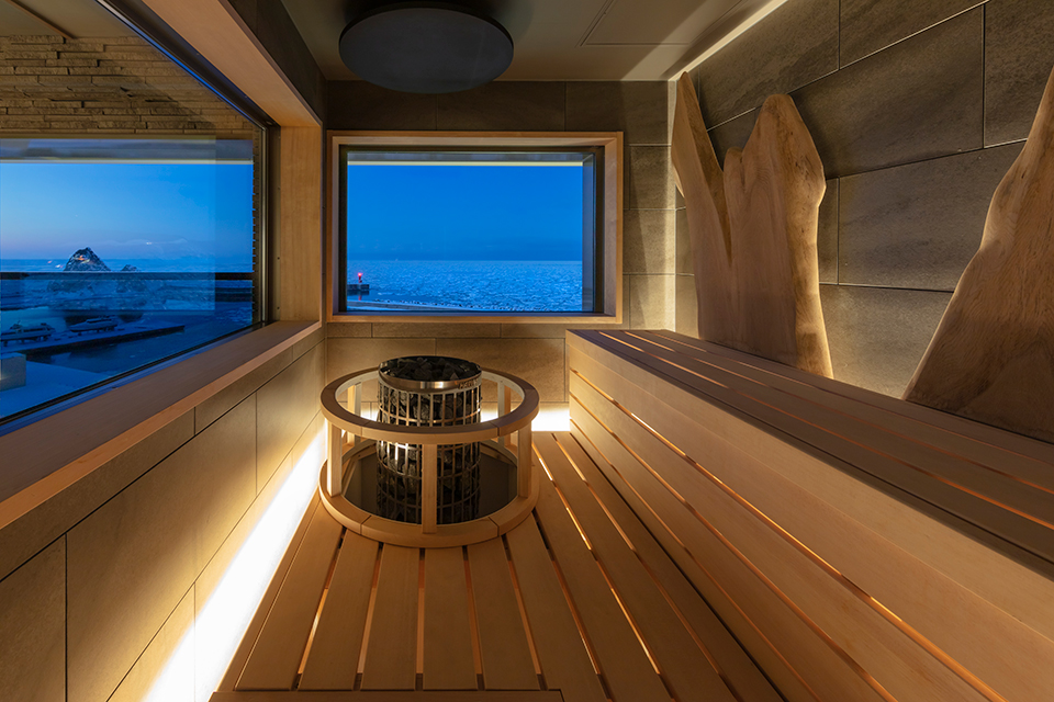 Okhotsk club sauna suite with a private onsen